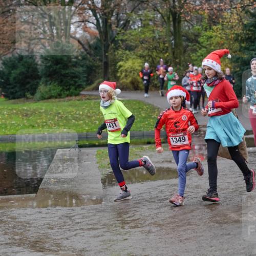 07.12.2025 - St. Pauli X-Mass-Run No. 15 Michael Burmester http://msf.ph/oto/9404327 07.12.2025 11:03:32 Laufen 1431, 1349, 496, 2814, 672 meine-sportfotos.de