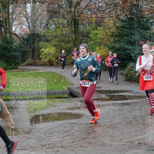 07.12.2025 - St. Pauli X-Mass-Run No. 15 Michael Burmester http://msf.ph/oto/9404331 07.12.2025 11:03:33 Laufen 1391, 2814, 1939 meine-sportfotos.de