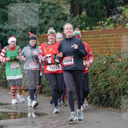 07.12.2025 - St. Pauli X-Mass-Run No. 15 Michael Burmester http://msf.ph/oto/9404353 07.12.2025 11:03:37 Laufen 2379, 3475, 1320, 2024, 15, 3094 meine-sportfotos.de