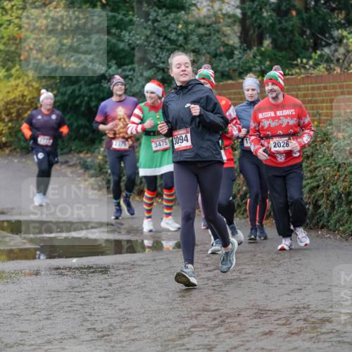 07.12.2025 - St. Pauli X-Mass-Run No. 15 Michael Burmester http://msf.ph/oto/9404354 07.12.2025 11:03:38 Laufen 2379, 3475, 3094, 2026 meine-sportfotos.de