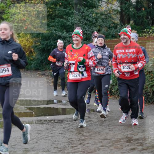 07.12.2025 - St. Pauli X-Mass-Run No. 15 Michael Burmester http://msf.ph/oto/9404357 07.12.2025 11:03:39 Laufen 3094, 1773, 202, 1320, 2024 meine-sportfotos.de