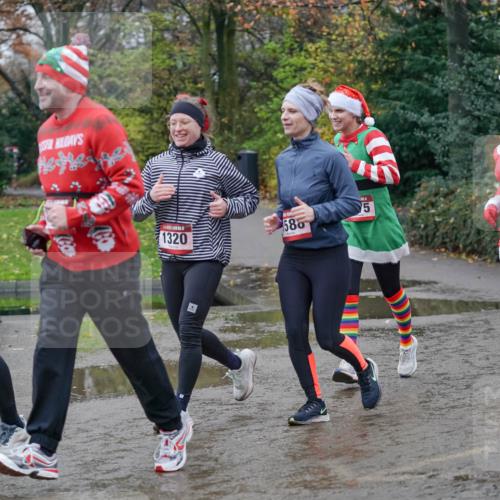 07.12.2025 - St. Pauli X-Mass-Run No. 15 Michael Burmester http://msf.ph/oto/9404368 07.12.2025 11:03:42 Laufen 24, 1320, 5, 588, 2379 meine-sportfotos.de