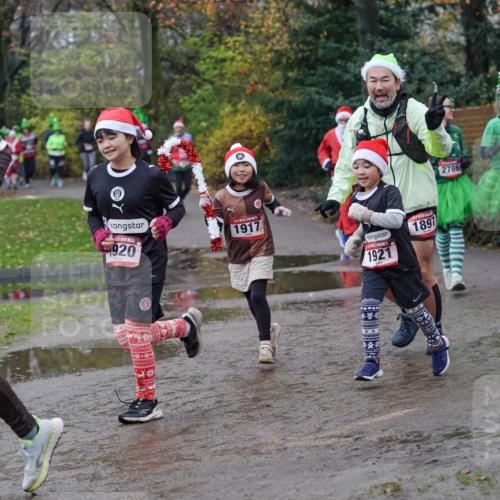07.12.2025 - St. Pauli X-Mass-Run No. 15 Michael Burmester http://msf.ph/oto/9404409 07.12.2025 11:04:07 Laufen 1919, 920, 1917, 1921, 1897, 2786, 2795 meine-sportfotos.de