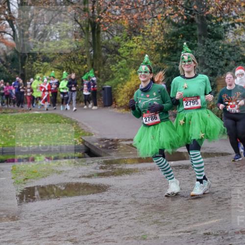 07.12.2025 - St. Pauli X-Mass-Run No. 15 Michael Burmester http://msf.ph/oto/9404417 07.12.2025 11:04:09 Laufen 2786, 2795, 2876, 3361 meine-sportfotos.de
