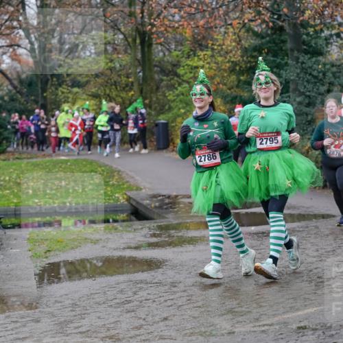 07.12.2025 - St. Pauli X-Mass-Run No. 15 Michael Burmester http://msf.ph/oto/9404418 07.12.2025 11:04:09 Laufen 2786, 25, 2795, 2876, 2567, 3361 meine-sportfotos.de