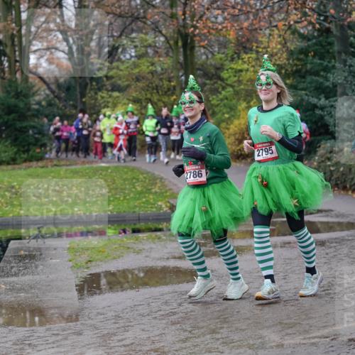 07.12.2025 - St. Pauli X-Mass-Run No. 15 Michael Burmester http://msf.ph/oto/9404421 07.12.2025 11:04:09 Laufen 2786, 2795, 2876, 258 meine-sportfotos.de
