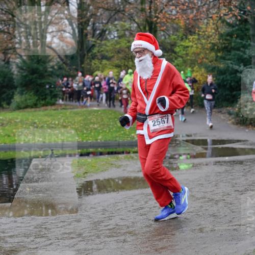 07.12.2025 - St. Pauli X-Mass-Run No. 15 Michael Burmester http://msf.ph/oto/9404432 07.12.2025 11:04:13 Laufen 5, 2567, 407 meine-sportfotos.de