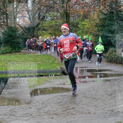 07.12.2025 - St. Pauli X-Mass-Run No. 15 Michael Burmester http://msf.ph/oto/9404441 07.12.2025 11:04:15 Laufen 407, 2601 meine-sportfotos.de