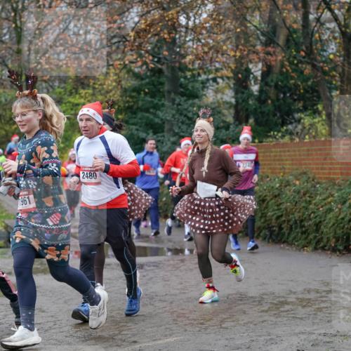 07.12.2025 - St. Pauli X-Mass-Run No. 15 Michael Burmester http://msf.ph/oto/9404527 07.12.2025 11:04:49 Laufen 1961, 2480 meine-sportfotos.de