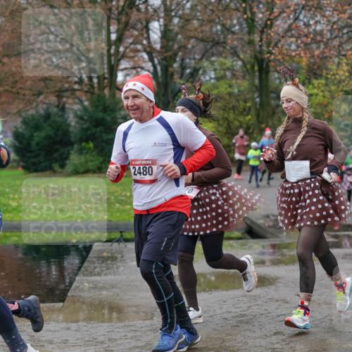 07.12.2025 - St. Pauli X-Mass-Run No. 15 Michael Burmester http://msf.ph/oto/9404531 07.12.2025 11:04:50 Laufen 61, 15, 2480, 2237 meine-sportfotos.de