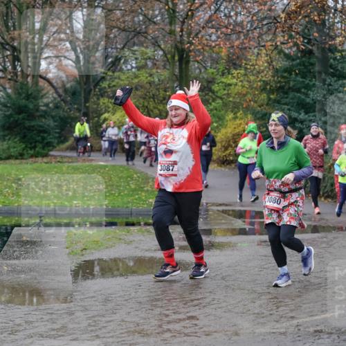 07.12.2025 - St. Pauli X-Mass-Run No. 15 Michael Burmester http://msf.ph/oto/9404562 07.12.2025 11:04:57 Laufen 3087, 1080, 1388, 201 meine-sportfotos.de