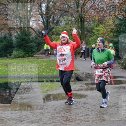 07.12.2025 - St. Pauli X-Mass-Run No. 15 Michael Burmester http://msf.ph/oto/9404565 07.12.2025 11:04:57 Laufen 3087, 1080, 2072 meine-sportfotos.de