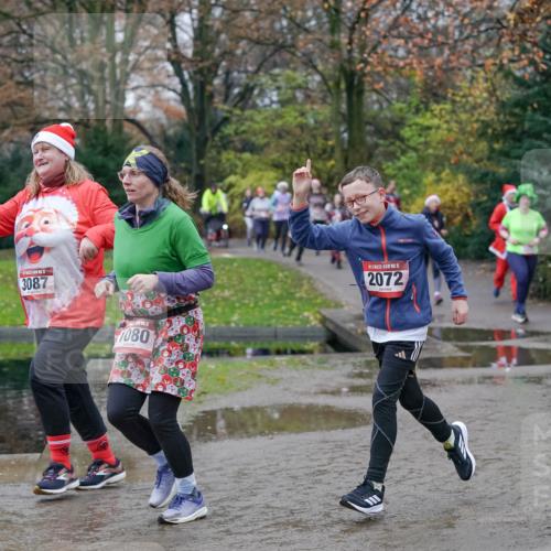 07.12.2025 - St. Pauli X-Mass-Run No. 15 Michael Burmester http://msf.ph/oto/9404568 07.12.2025 11:04:58 Laufen 3087, 1080, 15, 2072, 1388 meine-sportfotos.de
