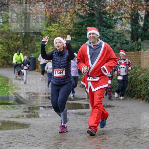 07.12.2025 - St. Pauli X-Mass-Run No. 15 Michael Burmester http://msf.ph/oto/9404595 07.12.2025 11:05:05 Laufen 1344, 1356 meine-sportfotos.de