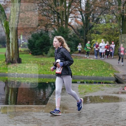 07.12.2025 - St. Pauli X-Mass-Run No. 15 Michael Burmester http://msf.ph/oto/9404633 07.12.2025 11:05:14 Laufen 2124 meine-sportfotos.de