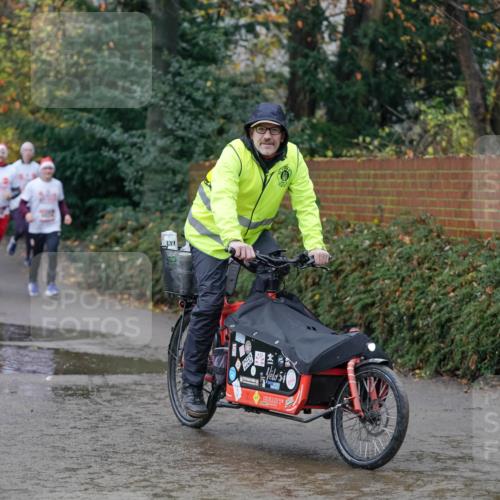 07.12.2025 - St. Pauli X-Mass-Run No. 15 Michael Burmester http://msf.ph/oto/9404634 07.12.2025 11:05:16 Laufen  meine-sportfotos.de