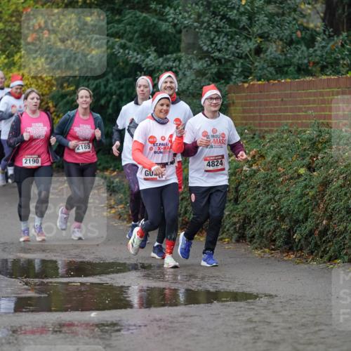 07.12.2025 - St. Pauli X-Mass-Run No. 15 Michael Burmester http://msf.ph/oto/9404637 07.12.2025 11:05:18 Laufen 2189, 2190, 4824 meine-sportfotos.de