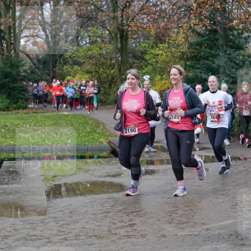 07.12.2025 - St. Pauli X-Mass-Run No. 15 Michael Burmester http://msf.ph/oto/9404653 07.12.2025 11:05:24 Laufen 2190, 2447, 2189, 484, 0, 4840 meine-sportfotos.de