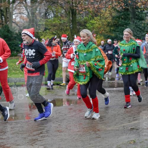 07.12.2025 - St. Pauli X-Mass-Run No. 15 Michael Burmester http://msf.ph/oto/9404727 07.12.2025 11:05:43 Laufen 749, 202, 78, 27, 211, 2972, 2979 meine-sportfotos.de