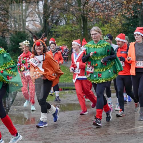 07.12.2025 - St. Pauli X-Mass-Run No. 15 Michael Burmester http://msf.ph/oto/9404733 07.12.2025 11:05:44 Laufen 1, 318, 2308, 2, 2979, 307, 748, 08, 3352 meine-sportfotos.de