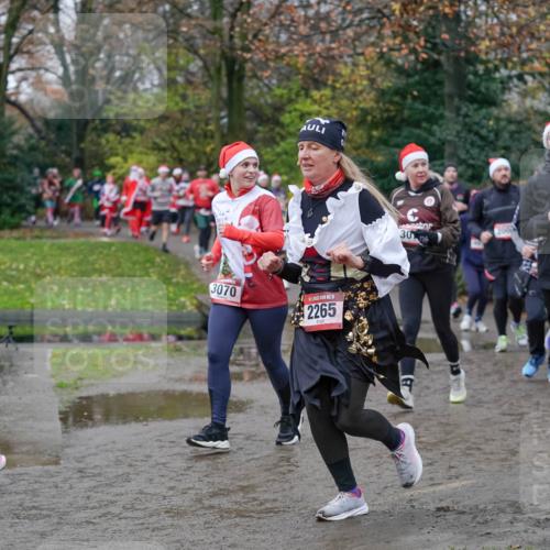 07.12.2025 - St. Pauli X-Mass-Run No. 15 Michael Burmester http://msf.ph/oto/9404748 07.12.2025 11:05:47 Laufen 3070, 2265, 30, 2037, 224 meine-sportfotos.de