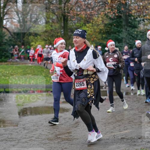 07.12.2025 - St. Pauli X-Mass-Run No. 15 Michael Burmester http://msf.ph/oto/9404749 07.12.2025 11:05:47 Laufen 3070, 15, 2265, 307, 2037, 2244 meine-sportfotos.de