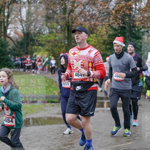 07.12.2025 - St. Pauli X-Mass-Run No. 15 Michael Burmester http://msf.ph/oto/9404772 07.12.2025 11:05:51 Laufen 4654, 4647, 46, 4655 meine-sportfotos.de