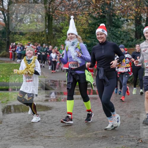 07.12.2025 - St. Pauli X-Mass-Run No. 15 Michael Burmester http://msf.ph/oto/9404792 07.12.2025 11:05:56 Laufen 1999, 1998, 2409, 1752 meine-sportfotos.de