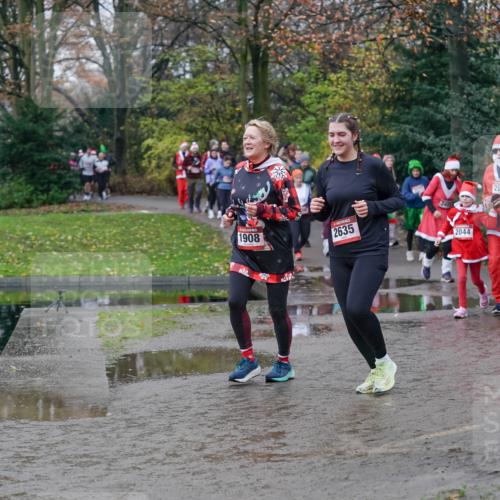 07.12.2025 - St. Pauli X-Mass-Run No. 15 Michael Burmester http://msf.ph/oto/9404804 07.12.2025 11:05:59 Laufen 1908, 2043, 2635, 2044, 2048, 2050 meine-sportfotos.de
