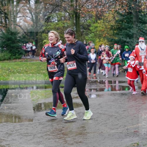 07.12.2025 - St. Pauli X-Mass-Run No. 15 Michael Burmester http://msf.ph/oto/9404805 07.12.2025 11:06:00 Laufen 1908, 2635, 2043, 044, 2048, 2050 meine-sportfotos.de