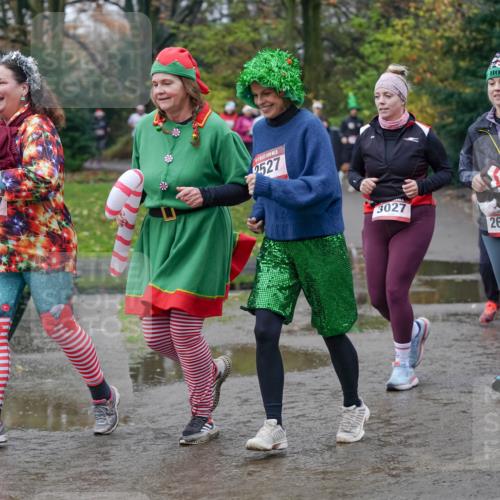 07.12.2025 - St. Pauli X-Mass-Run No. 15 Michael Burmester http://msf.ph/oto/9404836 07.12.2025 11:06:08 Laufen 2497, 2527, 3027, 15, 2655, 2383 meine-sportfotos.de