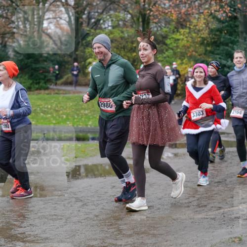 07.12.2025 - St. Pauli X-Mass-Run No. 15 Michael Burmester http://msf.ph/oto/9404850 07.12.2025 11:06:10 Laufen 1590, 2980, 230, 4, 3303, 2164, 216, 2163 meine-sportfotos.de