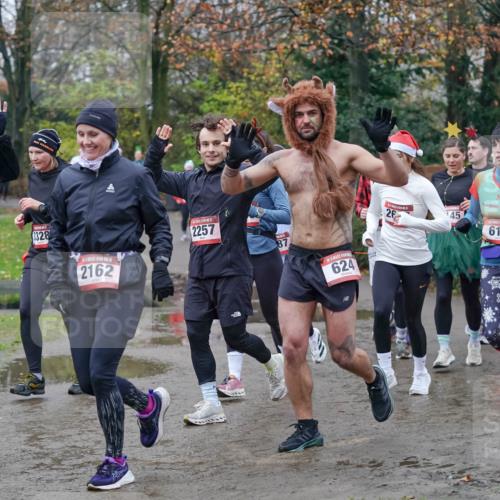 07.12.2025 - St. Pauli X-Mass-Run No. 15 Michael Burmester http://msf.ph/oto/9404859 07.12.2025 11:06:12 Laufen 3328, 2162, 2257, 87, 624, 2, 45, 610, 2255 meine-sportfotos.de