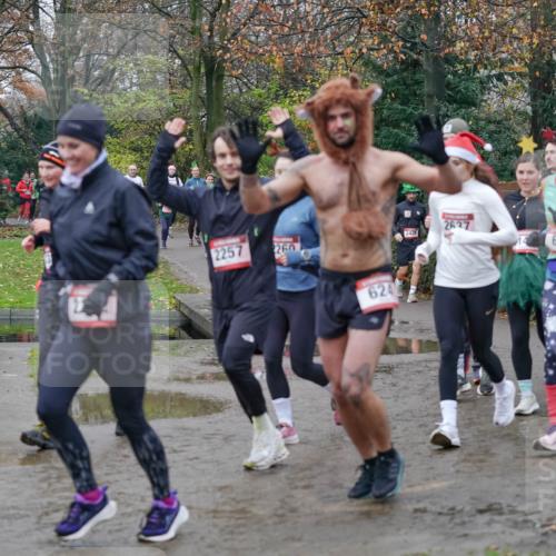 07.12.2025 - St. Pauli X-Mass-Run No. 15 Michael Burmester http://msf.ph/oto/9404860 07.12.2025 11:06:12 Laufen 2257, 260, 624, 2426, 2627, 610, 25 meine-sportfotos.de
