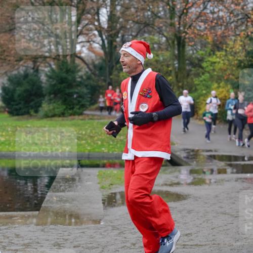 07.12.2025 - St. Pauli X-Mass-Run No. 15 Michael Burmester http://msf.ph/oto/9404877 07.12.2025 11:06:16 Laufen  meine-sportfotos.de