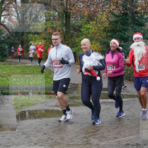 07.12.2025 - St. Pauli X-Mass-Run No. 15 Michael Burmester http://msf.ph/oto/9404893 07.12.2025 11:06:21 Laufen 2456, 2774, 495, 4884, 2449 meine-sportfotos.de
