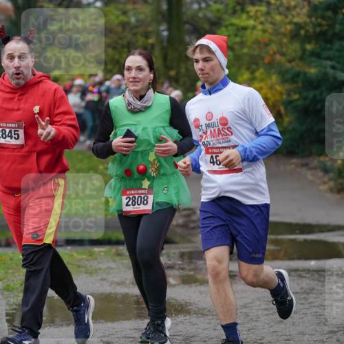 07.12.2025 - St. Pauli X-Mass-Run No. 15 Michael Burmester http://msf.ph/oto/9404936 07.12.2025 11:06:33 Laufen 15, 2845, 15, 2808, 46, 1884 meine-sportfotos.de