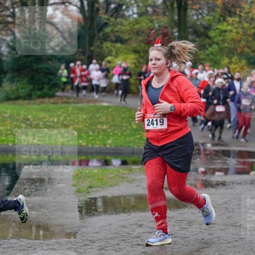 07.12.2025 - St. Pauli X-Mass-Run No. 15 Michael Burmester http://msf.ph/oto/9404946 07.12.2025 11:06:36 Laufen 86, 15, 2419, 1884 meine-sportfotos.de