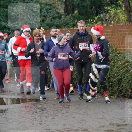 07.12.2025 - St. Pauli X-Mass-Run No. 15 Michael Burmester http://msf.ph/oto/9404956 07.12.2025 11:06:40 Laufen 464, 3050, 06, 2500, 2522 meine-sportfotos.de