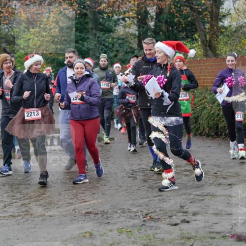 07.12.2025 - St. Pauli X-Mass-Run No. 15 Michael Burmester http://msf.ph/oto/9404965 07.12.2025 11:06:43 Laufen 806, 2213, 25, 3296, 2239, 238, 213 meine-sportfotos.de