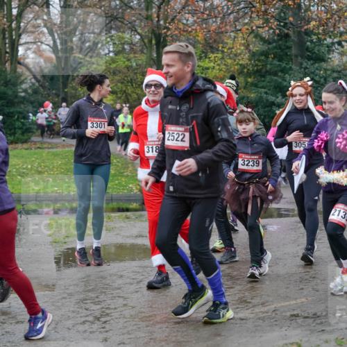 07.12.2025 - St. Pauli X-Mass-Run No. 15 Michael Burmester http://msf.ph/oto/9404971 07.12.2025 11:06:45 Laufen 0, 3301, 318, 2522, 3239, 305, 2139, 238 meine-sportfotos.de