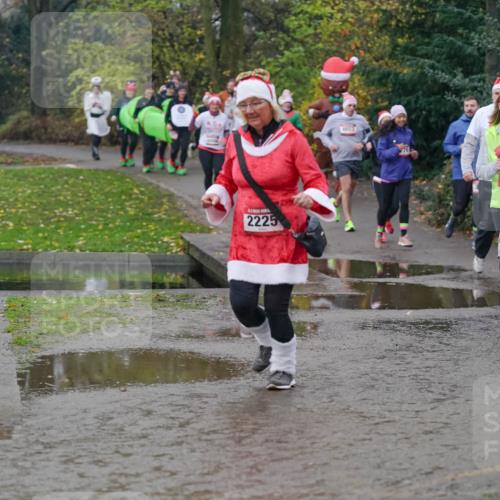 07.12.2025 - St. Pauli X-Mass-Run No. 15 Michael Burmester http://msf.ph/oto/9405015 07.12.2025 11:06:55 Laufen 2225, 259, 607, 24 meine-sportfotos.de