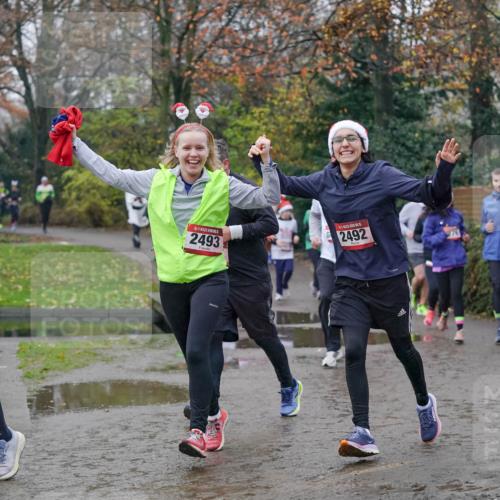 07.12.2025 - St. Pauli X-Mass-Run No. 15 Michael Burmester http://msf.ph/oto/9405029 07.12.2025 11:06:58 Laufen 53, 2493, 2492 meine-sportfotos.de
