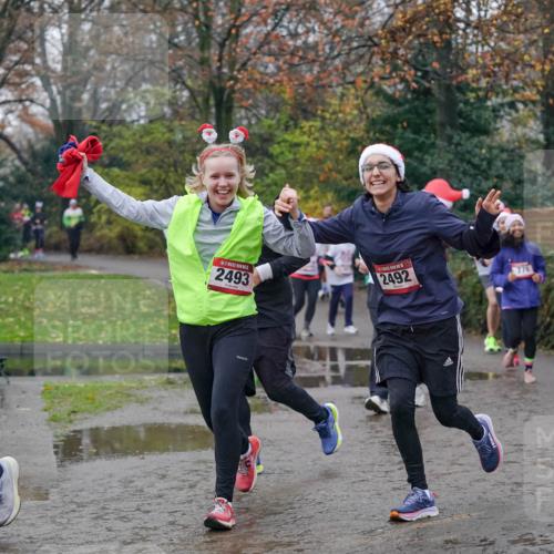 07.12.2025 - St. Pauli X-Mass-Run No. 15 Michael Burmester http://msf.ph/oto/9405030 07.12.2025 11:06:58 Laufen 2493, 2492, 776, 262 meine-sportfotos.de