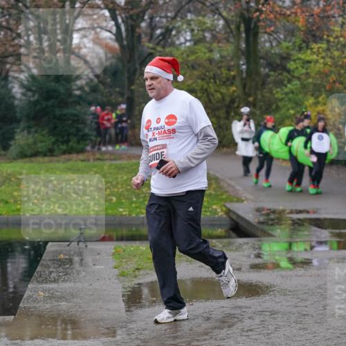 07.12.2025 - St. Pauli X-Mass-Run No. 15 Michael Burmester http://msf.ph/oto/9405037 07.12.2025 11:07:00 Laufen 776 meine-sportfotos.de