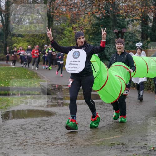 07.12.2025 - St. Pauli X-Mass-Run No. 15 Michael Burmester http://msf.ph/oto/9405081 07.12.2025 11:07:10 Laufen 12, 1361, 40 meine-sportfotos.de