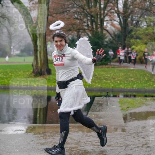 07.12.2025 - St. Pauli X-Mass-Run No. 15 Michael Burmester http://msf.ph/oto/9405101 07.12.2025 11:07:13 Laufen 2412 meine-sportfotos.de