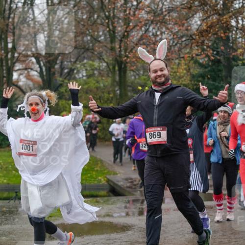 07.12.2025 - St. Pauli X-Mass-Run No. 15 Michael Burmester http://msf.ph/oto/9405193 07.12.2025 11:07:42 Laufen 15, 1001, 32, 15, 869, 86, 820 meine-sportfotos.de