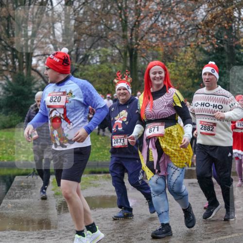 07.12.2025 - St. Pauli X-Mass-Run No. 15 Michael Burmester http://msf.ph/oto/9405212 07.12.2025 11:07:45 Laufen 56, 820, 2871, 871, 2882, 192, 2838 meine-sportfotos.de