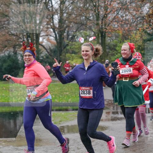 07.12.2025 - St. Pauli X-Mass-Run No. 15 Michael Burmester http://msf.ph/oto/9405221 07.12.2025 11:07:47 Laufen 2840, 15, 2838, 2809, 2316 meine-sportfotos.de